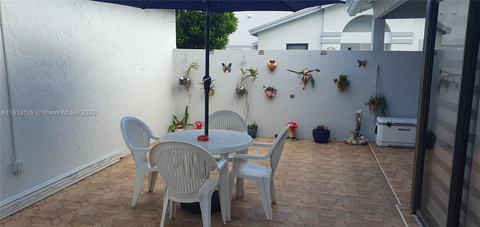 WESTWIND LAKES GARDEN HOM - Residential