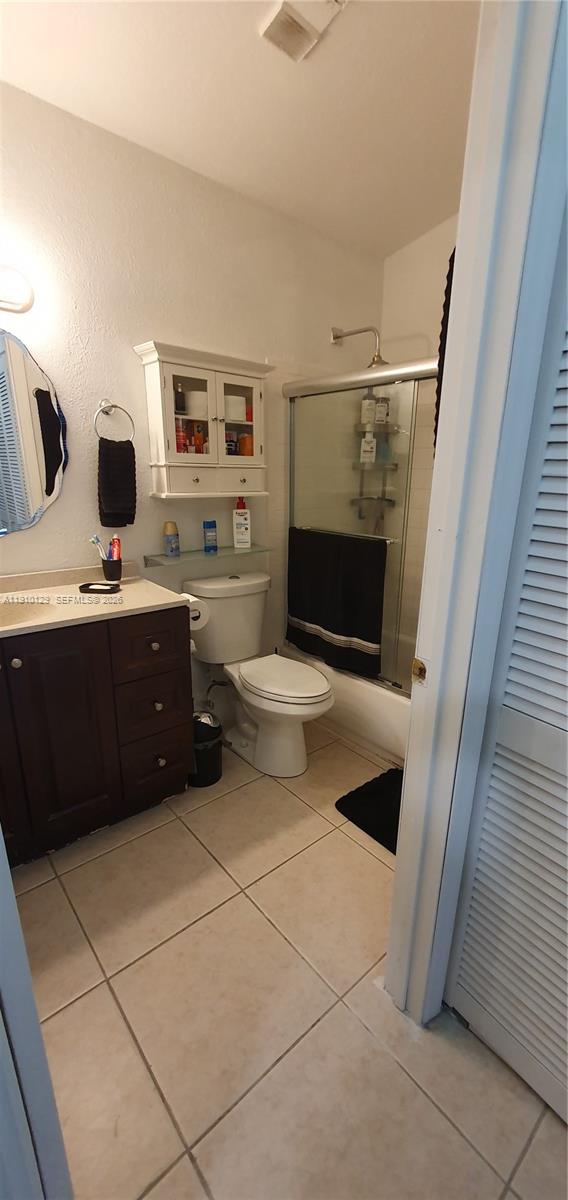 WESTWIND LAKES GARDEN HOM - Residential