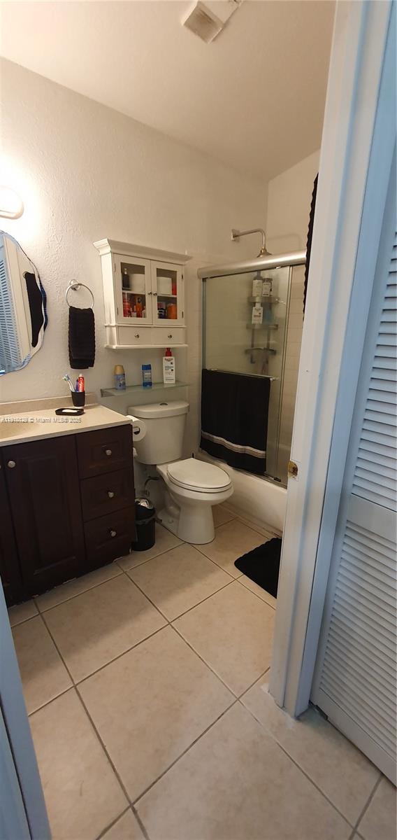 WESTWIND LAKES GARDEN HOM - Residential