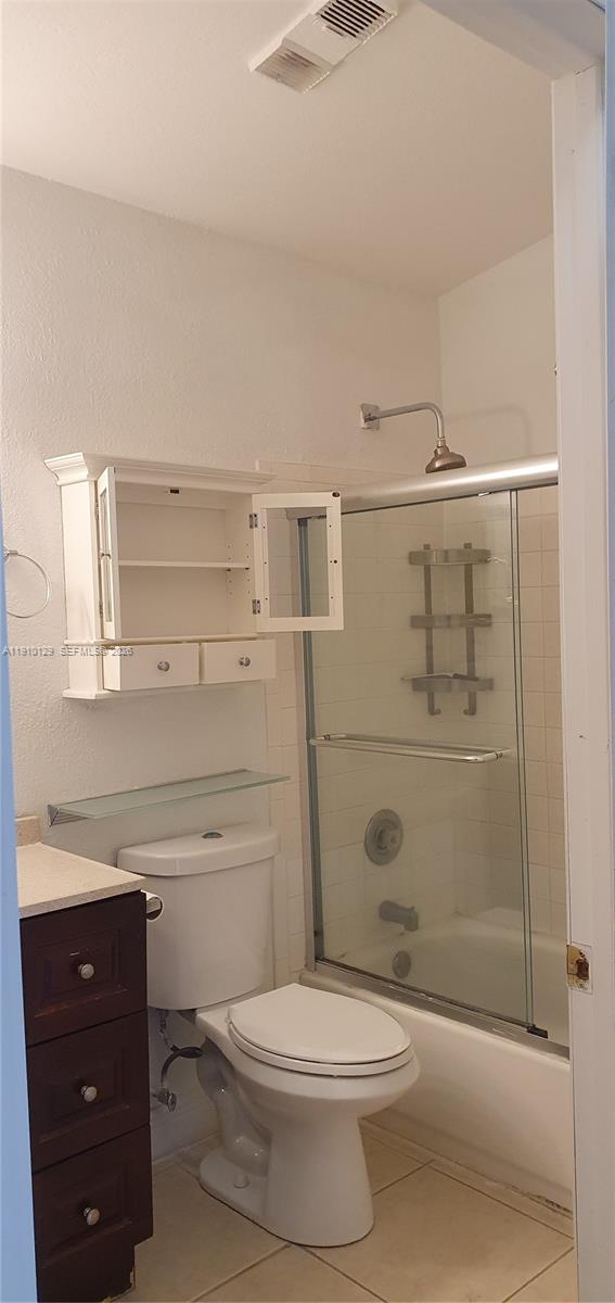 WESTWIND LAKES GARDEN HOM - Residential