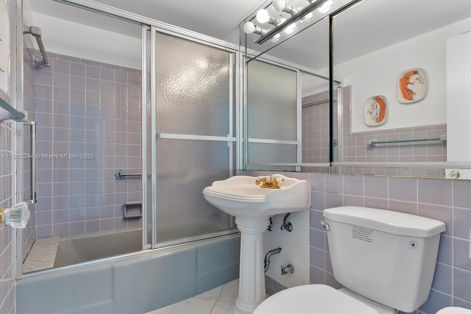 CORAL SEA TOWERS CO-OP - Residential