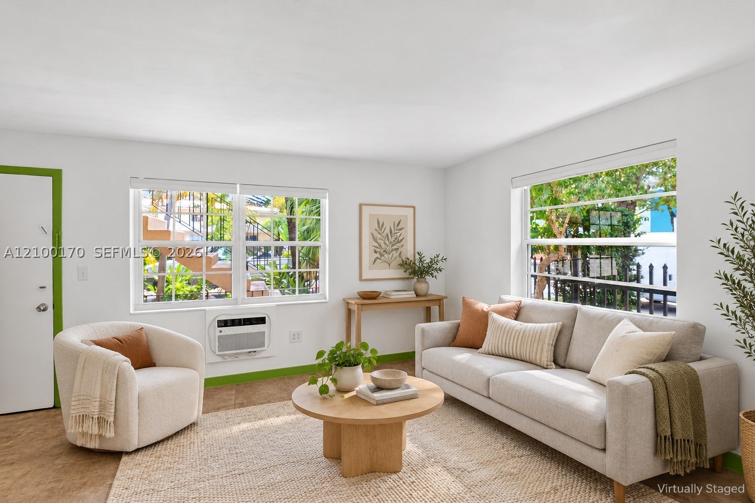 345 Michigan Ave 42 - Image 1