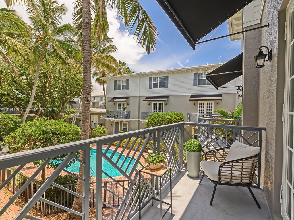 Photo of 2249 NE 9th Ave, Wilton Manors, FL 33305 (MLS # A11941265)