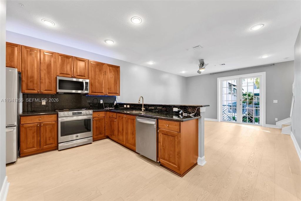 Photo of 2249 NE 9th Ave, Wilton Manors, FL 33305 (MLS # A11941265)