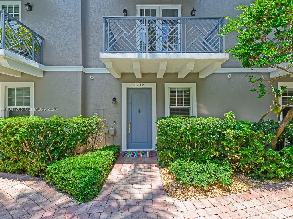 Photo of 2249 NE 9th Ave, Wilton Manors, FL 33305 (MLS # A11941265)