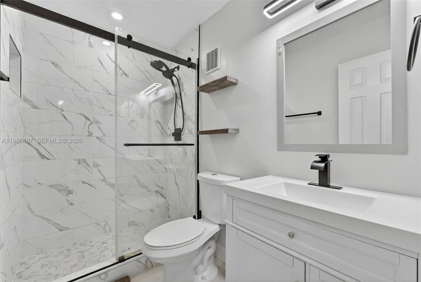 SUNSET PARK TOWN HOUSES - Residential