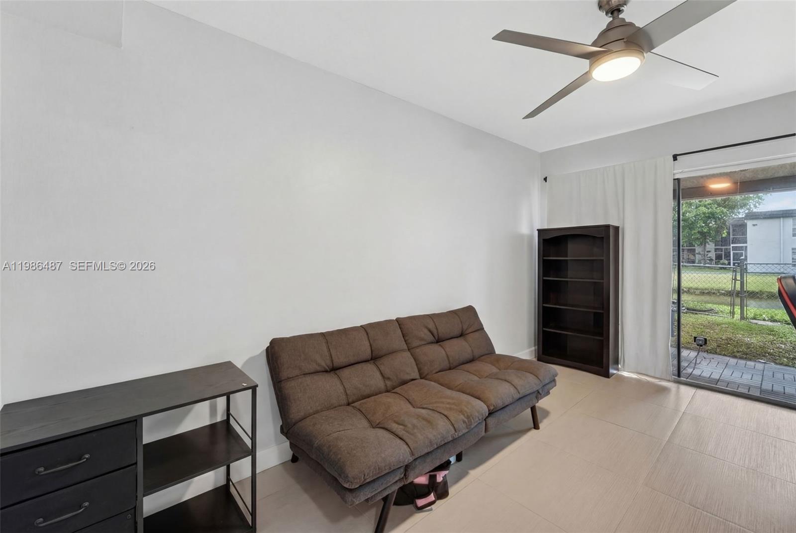 SUNSET PARK TOWN HOUSES - Residential