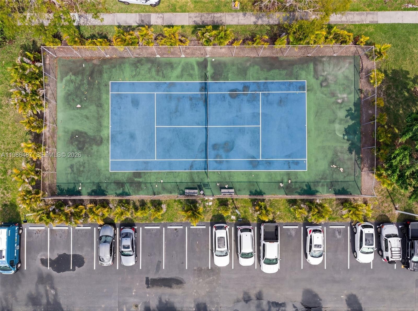 SUNSET PARK TOWN HOUSES - Residential