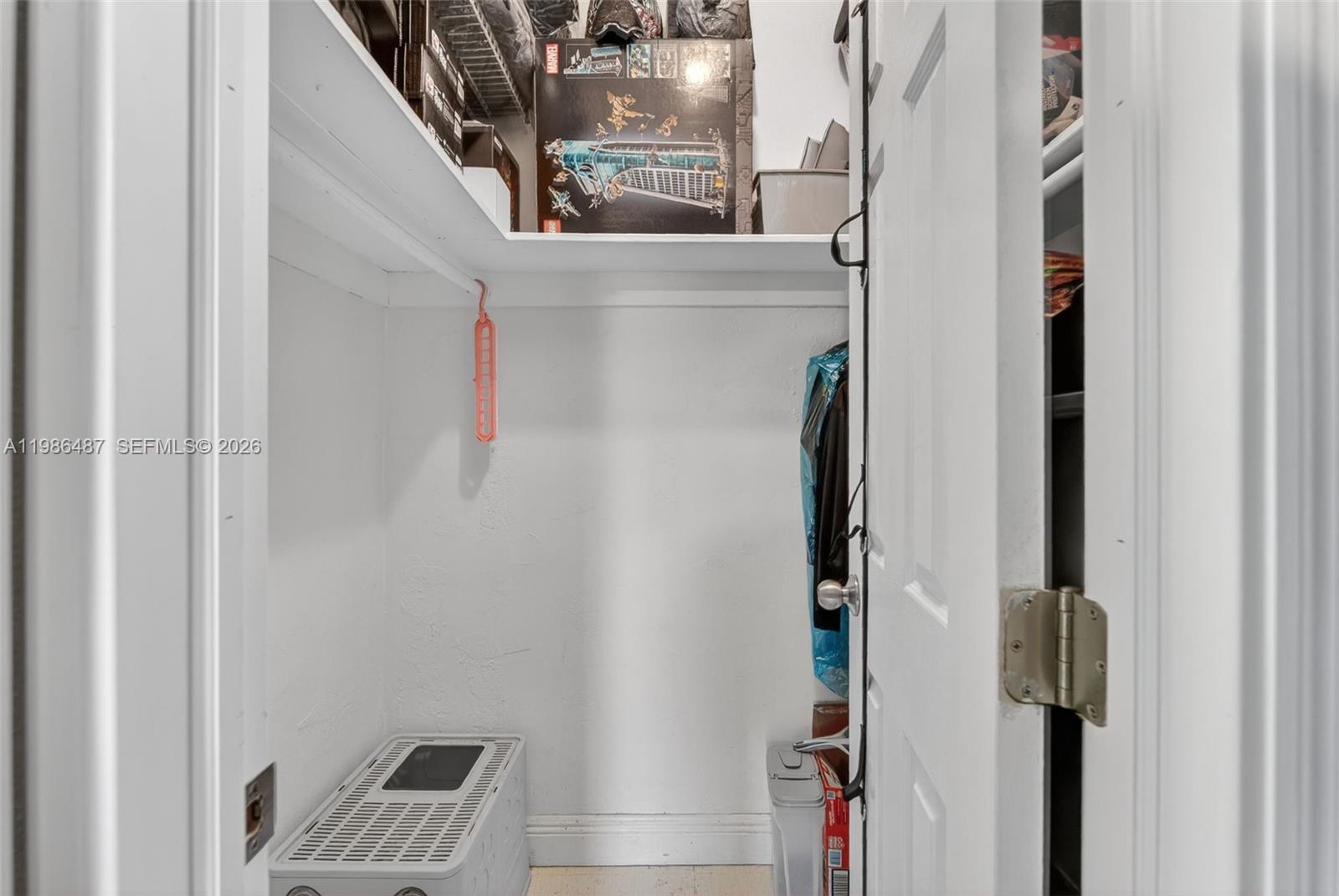 SUNSET PARK TOWN HOUSES - Residential