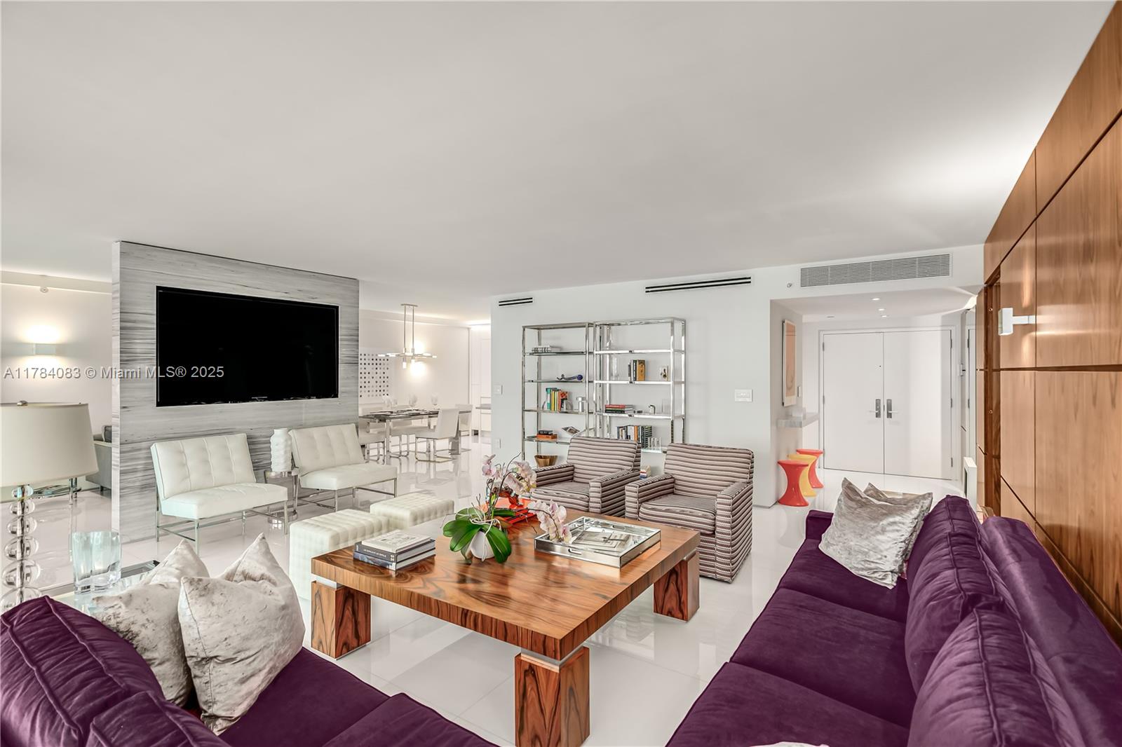 10205 Collins Ave 1106