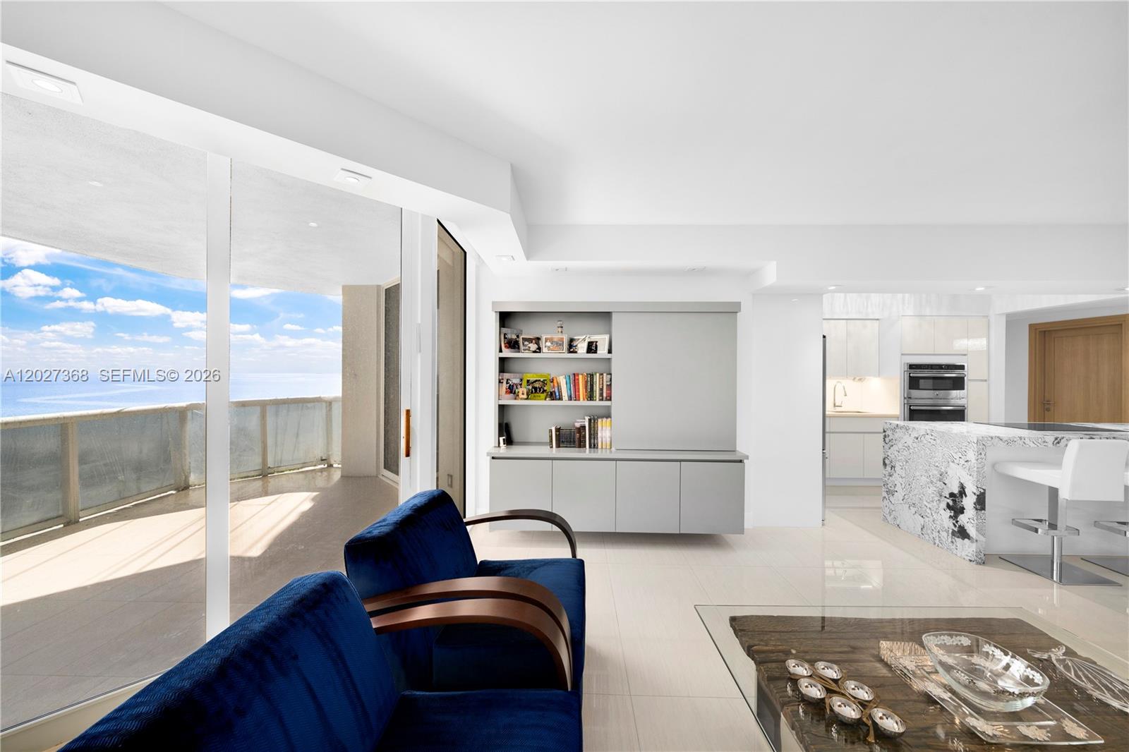 4779 Collins Ave 908