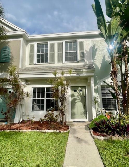 Beautiful 2 bed 2.5 bath townhouse in the well-maintained community of Sanibel. This lovely townhome is freshly painted, air conditioning ducts have been recently clean, with ceramic floors downstairs and laminated floors upstairs, brand new blinds in all windows, washer and dryer in unit, stainless steel appliances. Beautiful pool area, playground, volleyball, basketball and tennis courts. Close to Sawgrass expressway, restaurants and much more. Vacant unit. EASSY TO SHOW! WATER, POWER, CABLE AND INTERNET NOT INCLUDED.