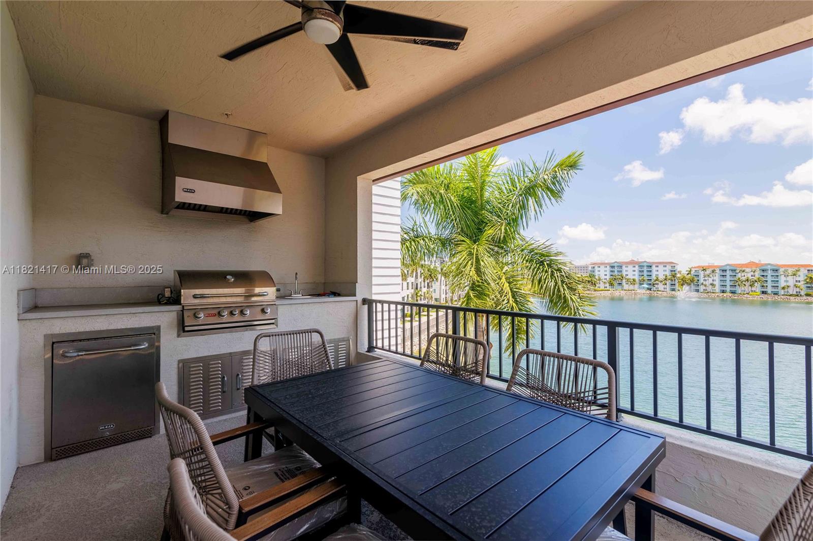 DOWNTOWN DORAL SOUTH PHAS - Residential Lease