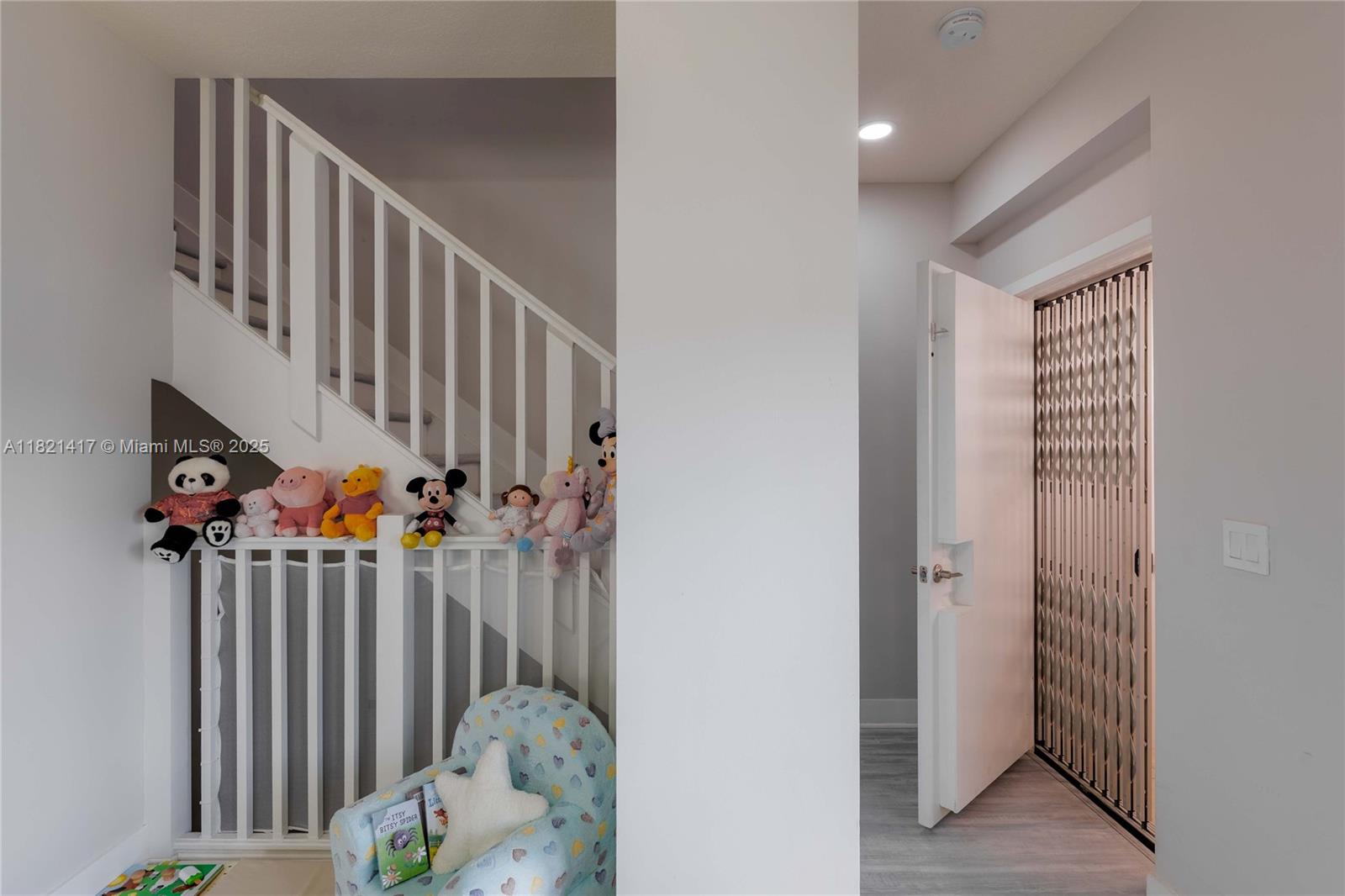 DOWNTOWN DORAL SOUTH PHAS - Residential Lease