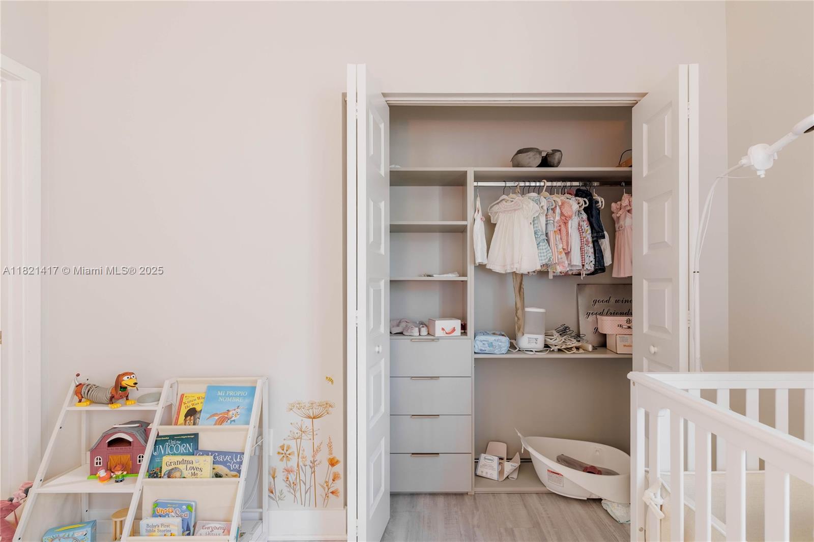 DOWNTOWN DORAL SOUTH PHAS - Residential Lease