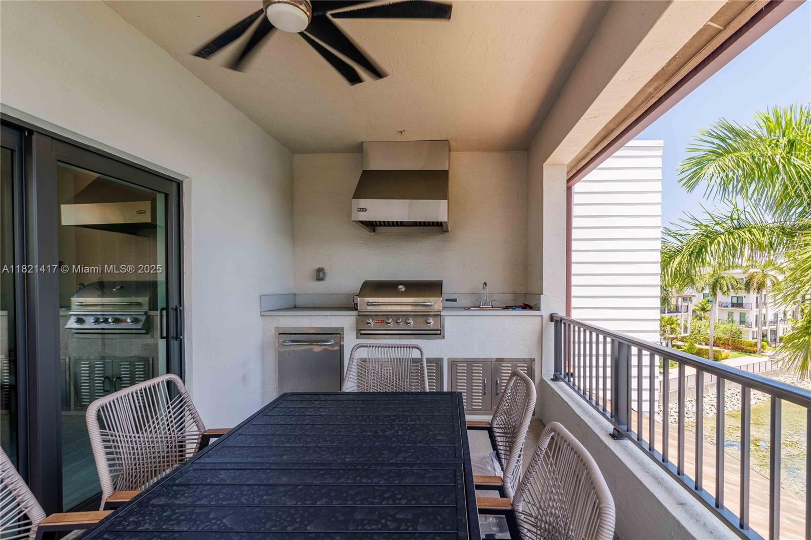 DOWNTOWN DORAL SOUTH PHAS - Residential Lease