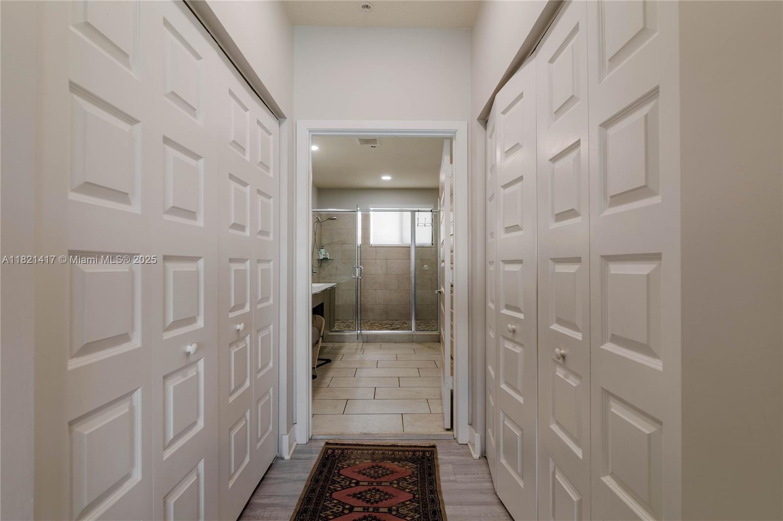 DOWNTOWN DORAL SOUTH PHAS - Residential Lease