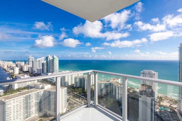 4010 SOUTH OCEAN CONDO - Residential