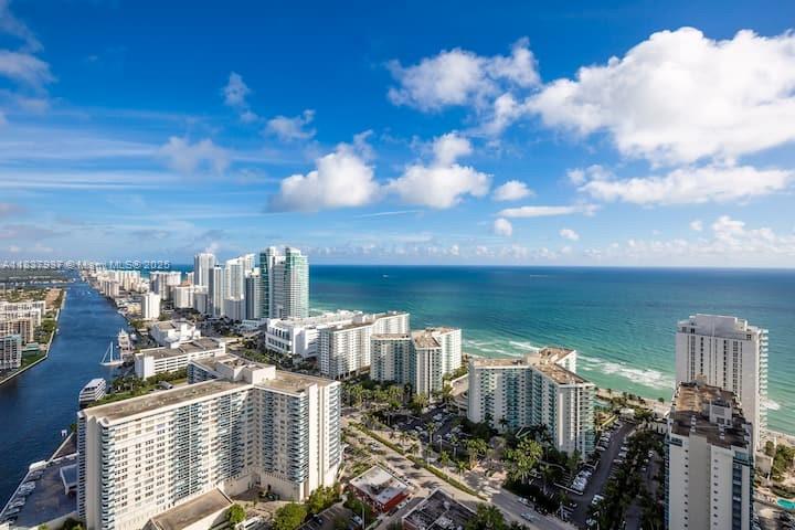 4010 SOUTH OCEAN CONDO - Residential