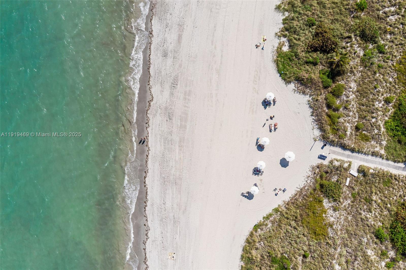 ISLAND HOUSE APT INC - CO - Residential