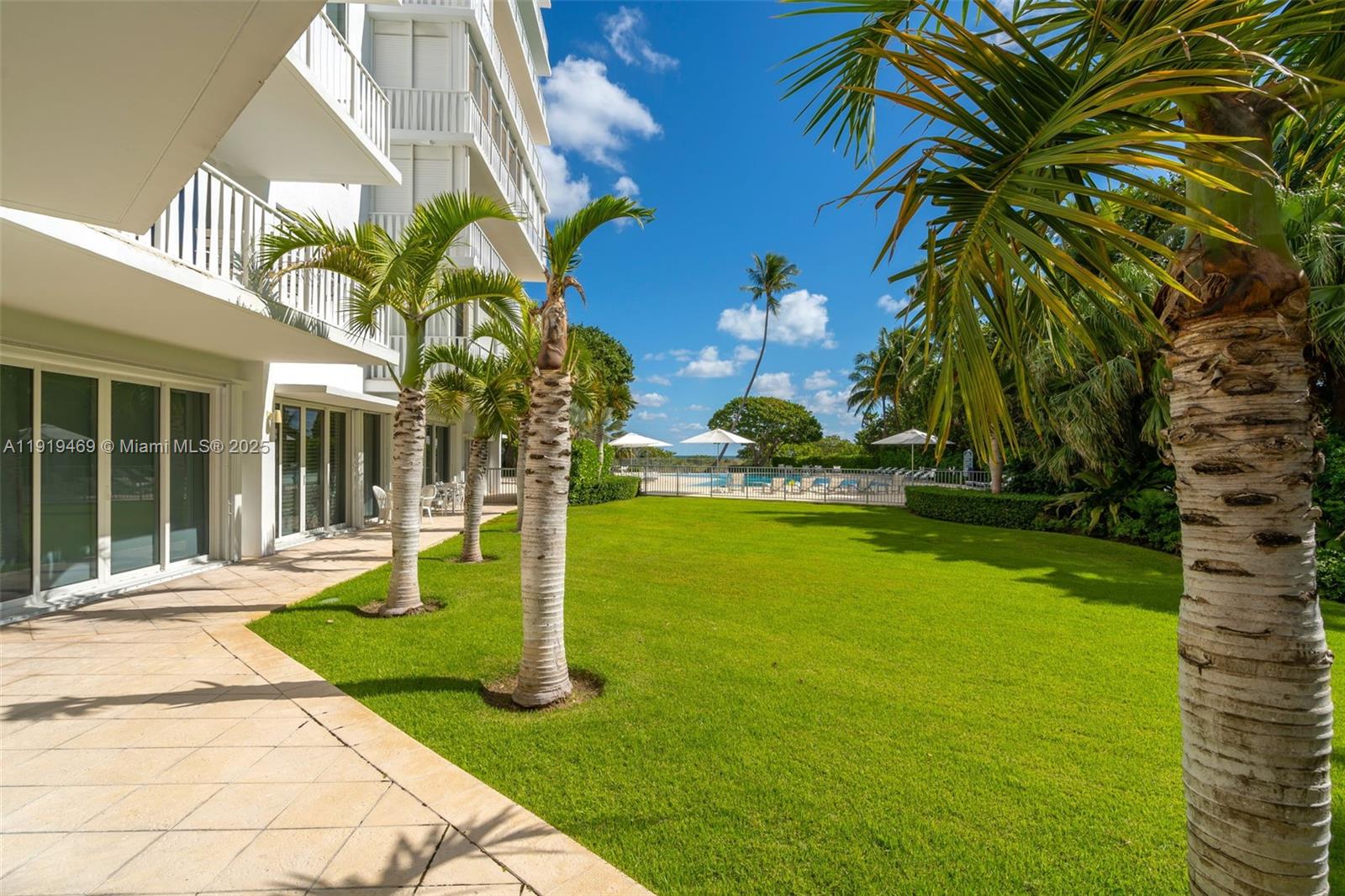 ISLAND HOUSE APT INC - CO - Residential