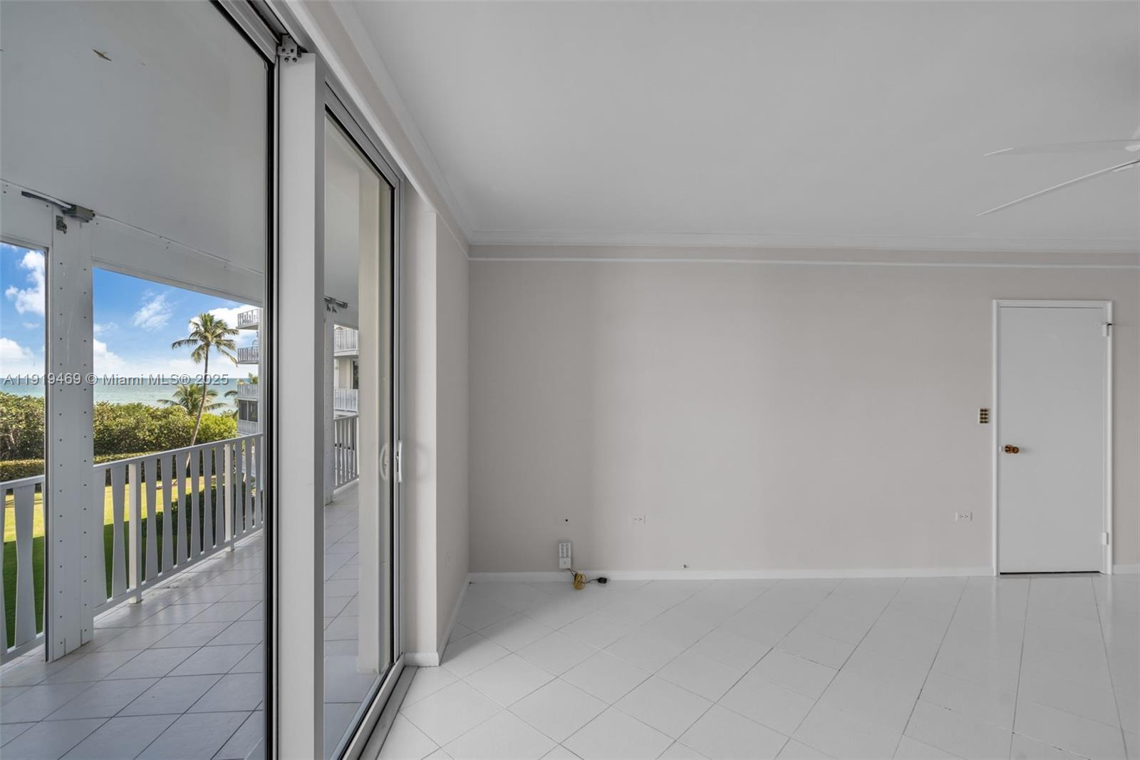 ISLAND HOUSE APT INC - CO - Residential