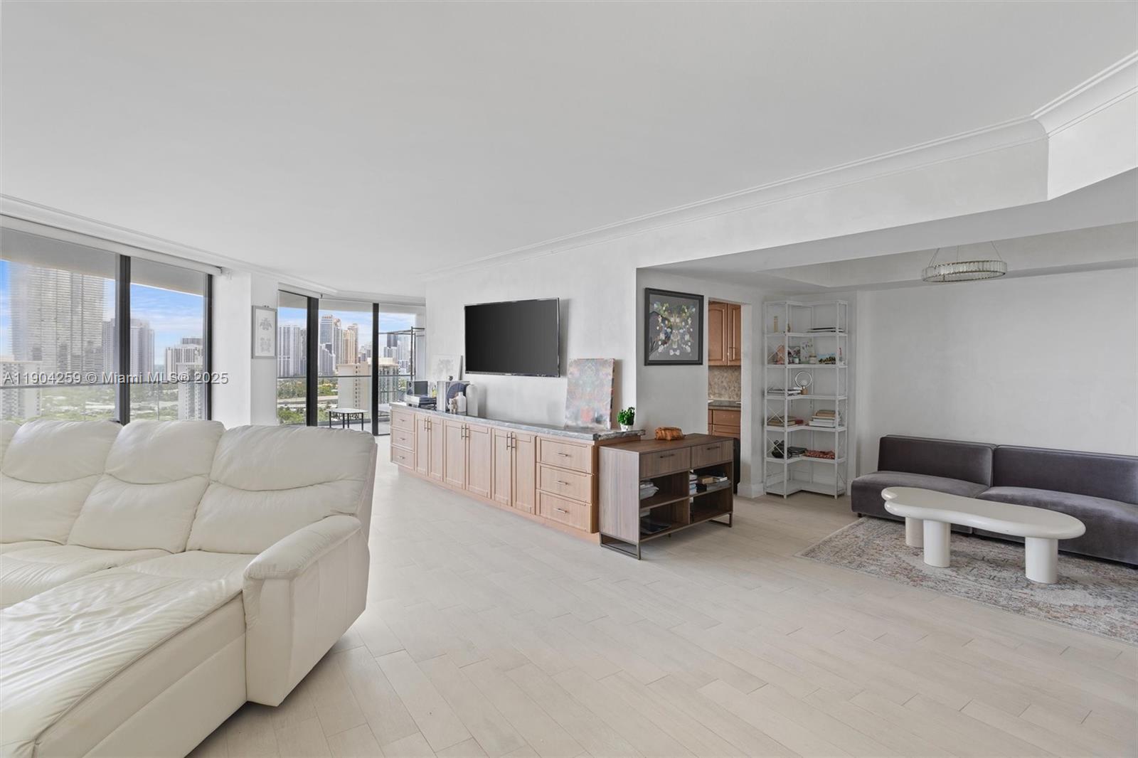 TURNBERRY ISLE - Residential Lease