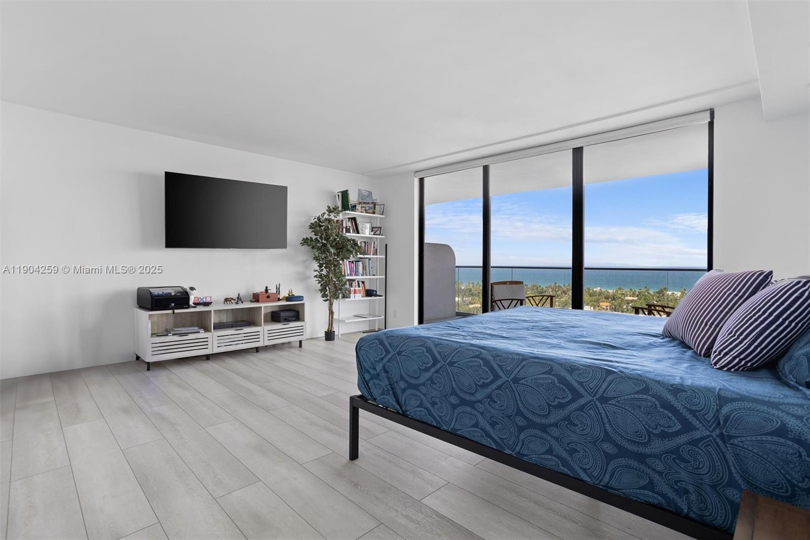 TURNBERRY ISLE - Residential Lease