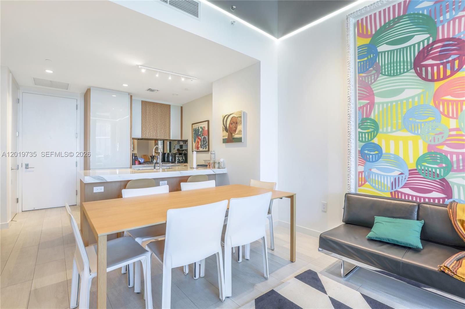 CLUB RESIDENCES AT PARK G - Residential