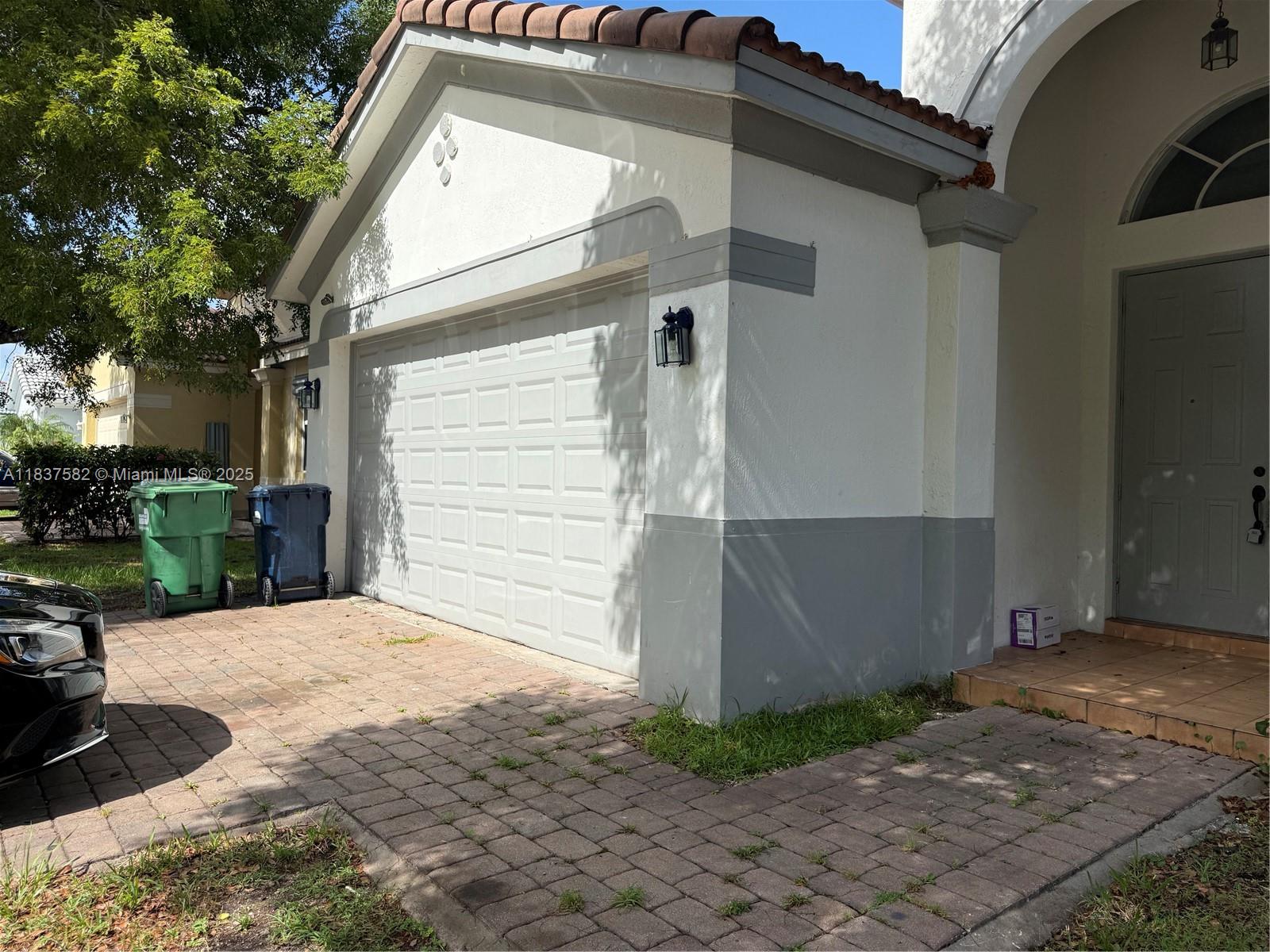 Spacious 4-Bedroom, 3-Bath Home in the heart of Homestead with generous living space, modern finishes, and a layout designed for both comfort and functionality, this move-in ready gem is perfect for families or anyone seeking room to grow. Move-In Ready!