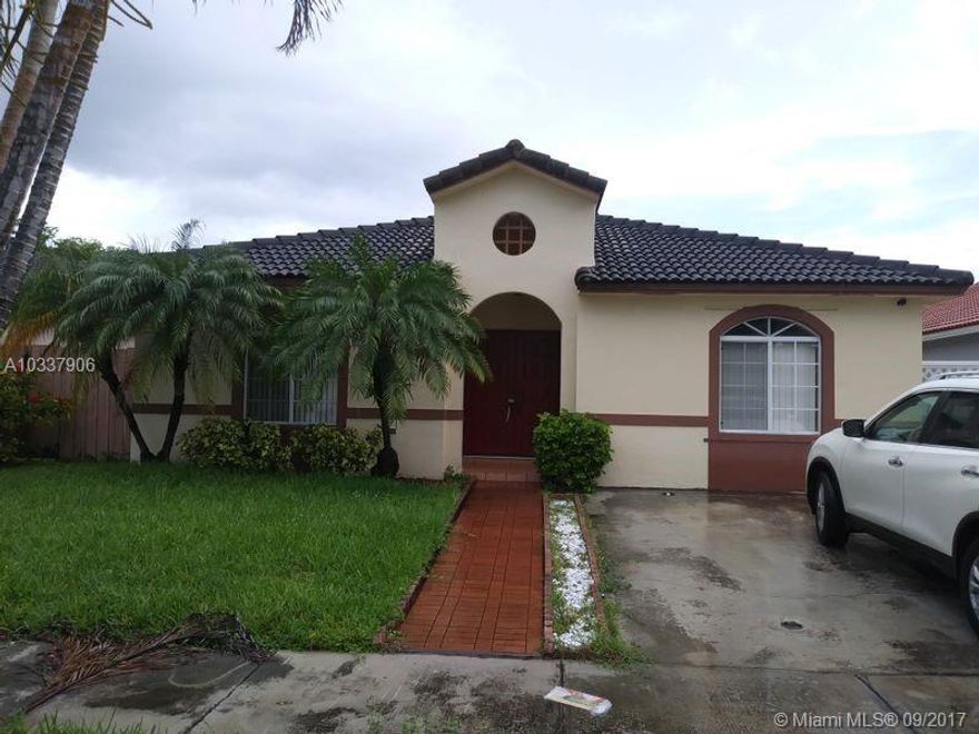 Great 3 bedroom 2 bath home, spacious rooms, excellent location and large patio to enjoy your days.
Beautiful landscaping . Ready to move in.  Easy to show.
Two of the bedrooms have independent exits to the outside.