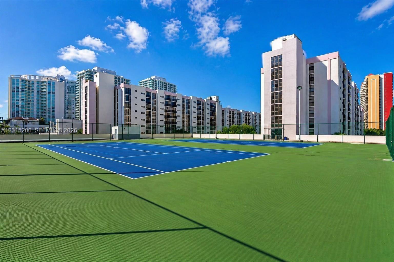 PLAZA OF AMERICAS CONDO P - Residential Lease
