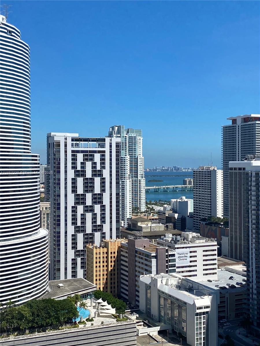 BRICKELL ON THE RIVER N T - Residential Lease