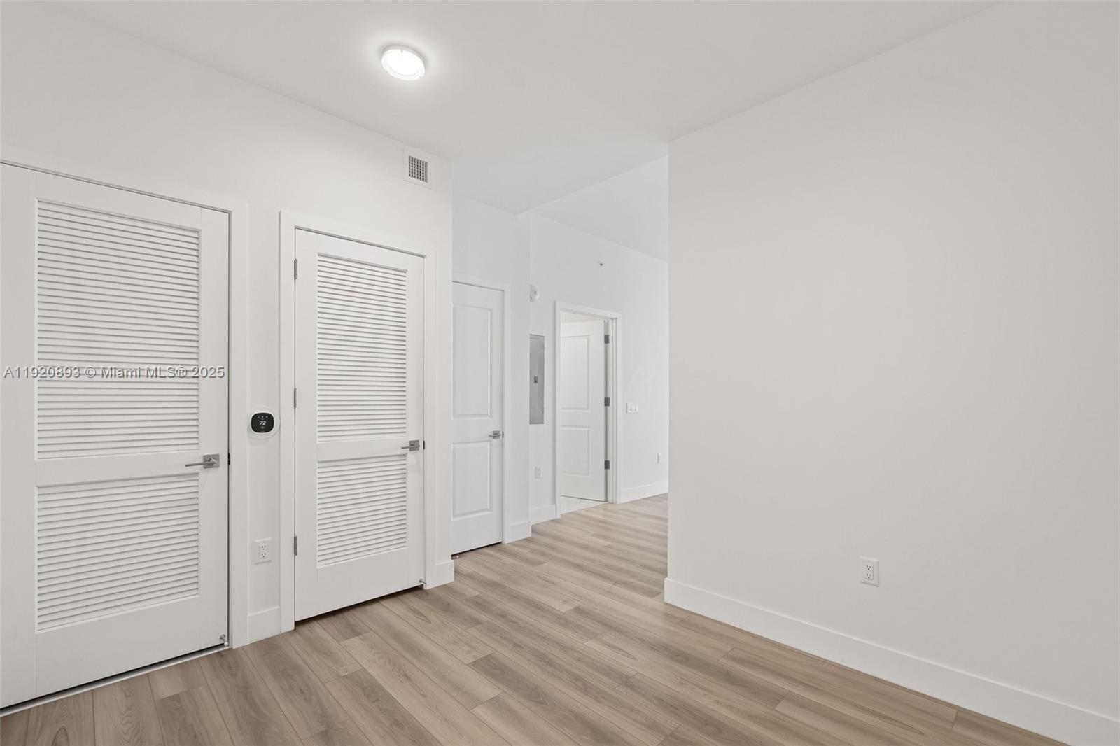 DIPLOMAT GOLF ESTATES - Residential