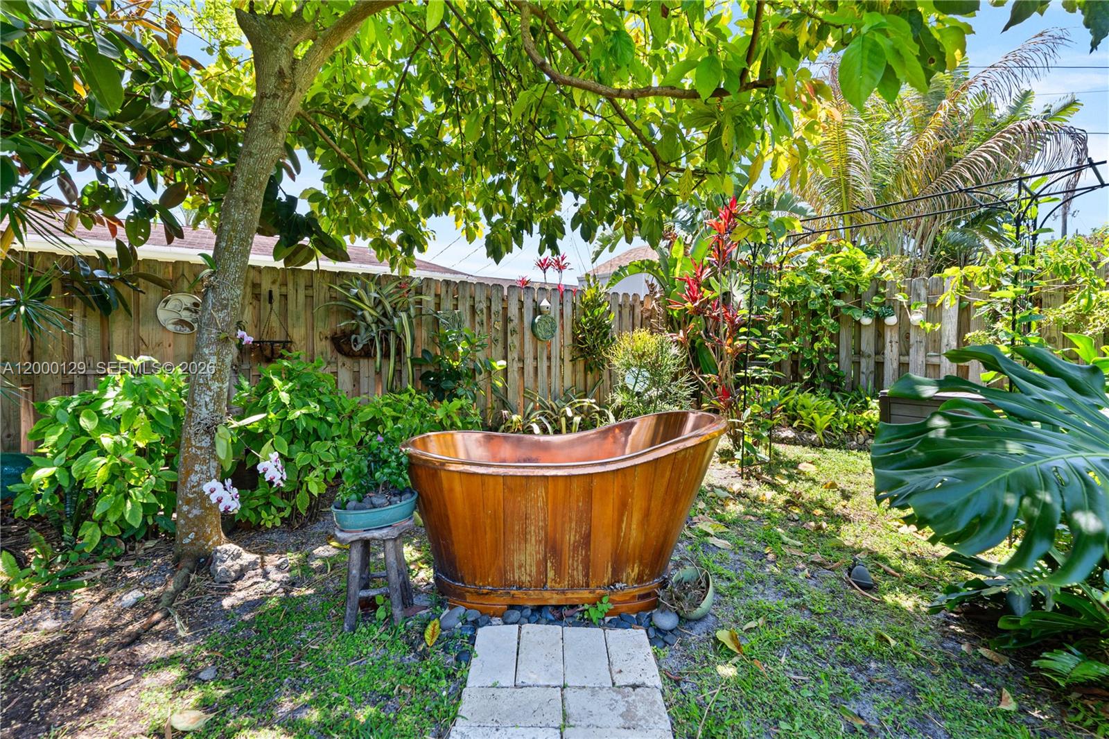 SUNRISE GOLF VILLAGE - Residential