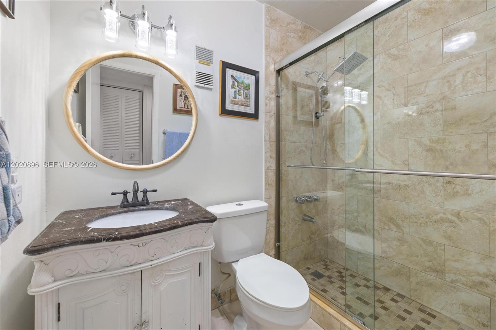 GOLDEN GATE CONDO PHASE I - Residential