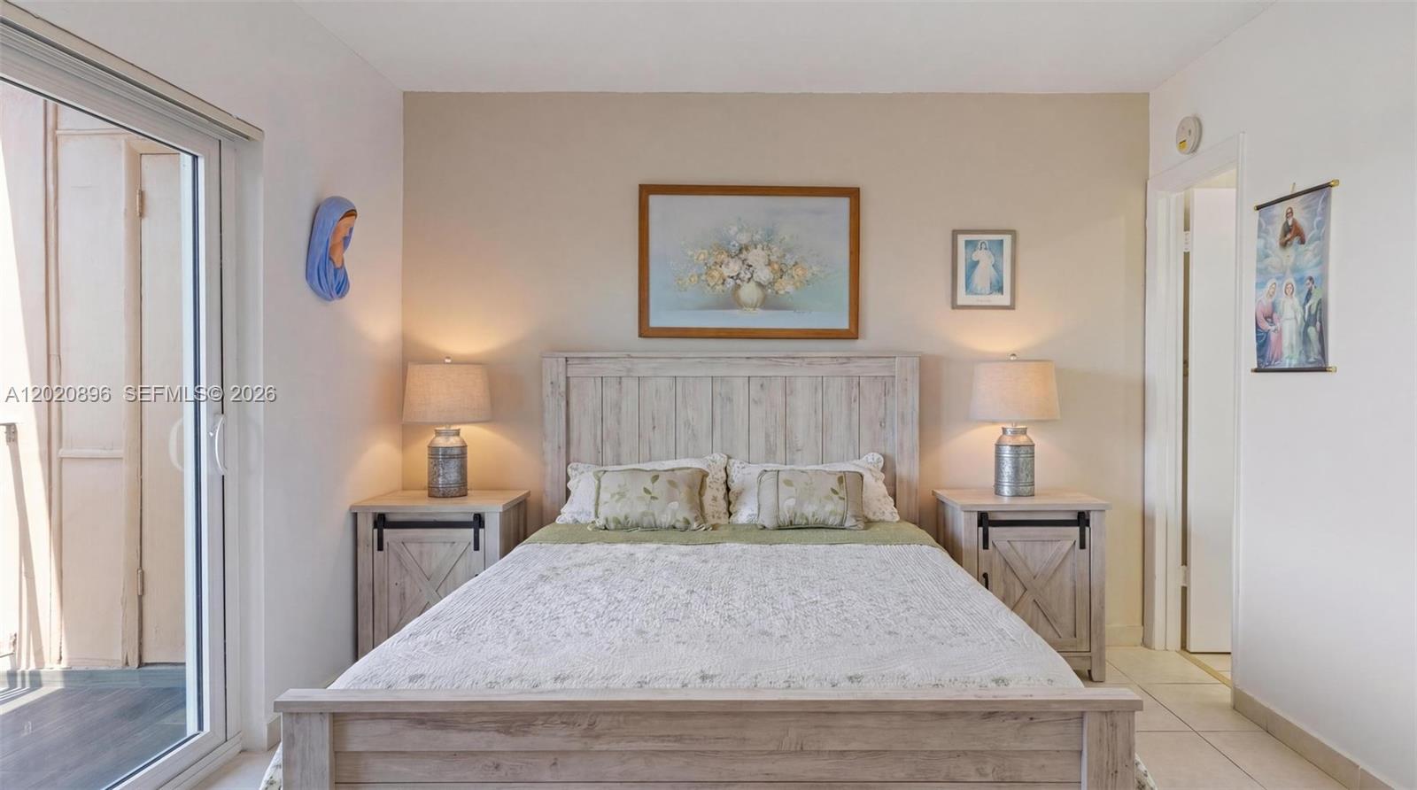 GOLDEN GATE CONDO PHASE I - Residential