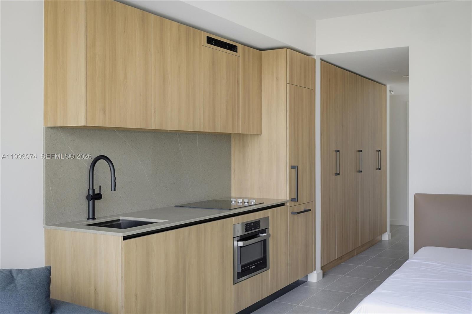 501 FIRST RESIDENCES CONDO - Residential Lease