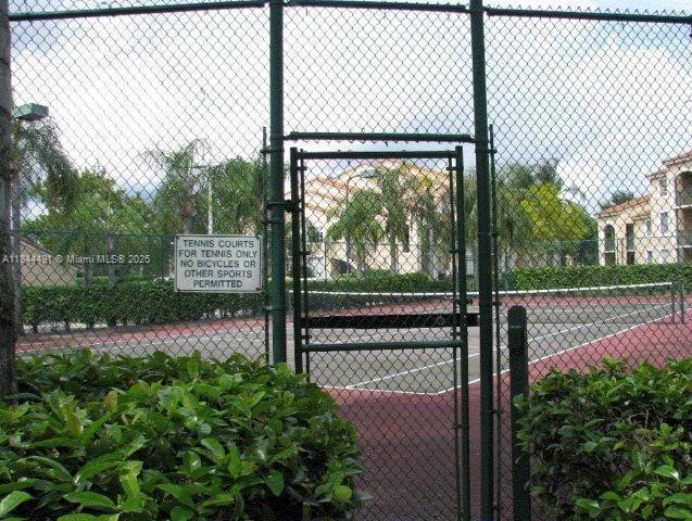 MILANO CONDO - Residential