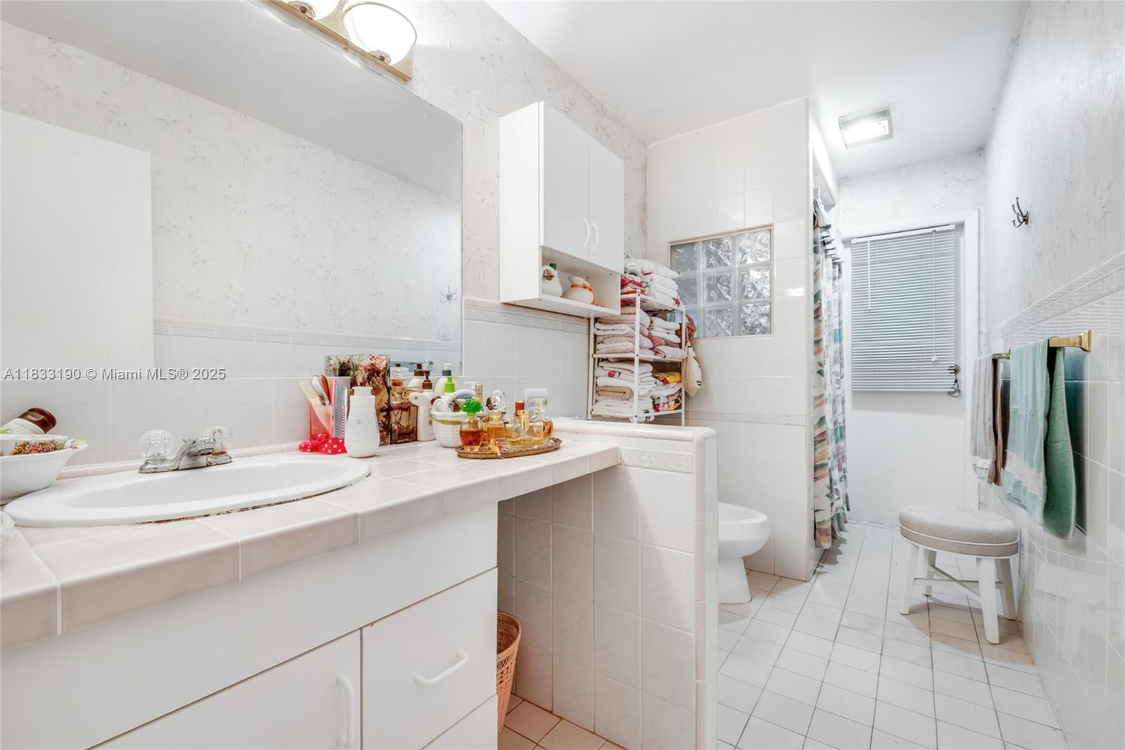 CHARLOTTE ESTATES - Residential