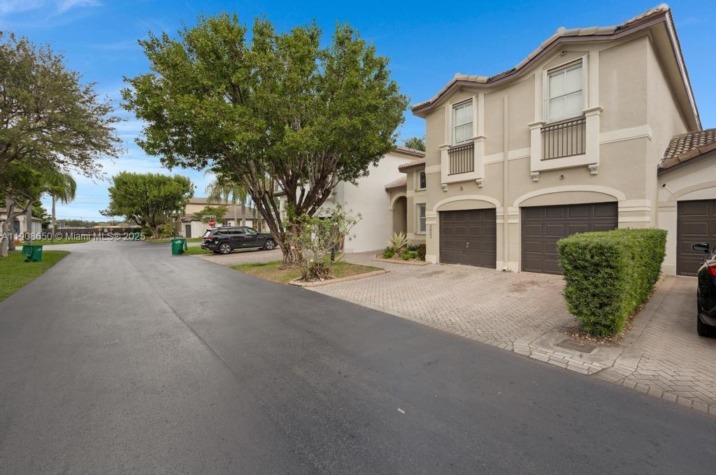 COSTA BELLA - Residential