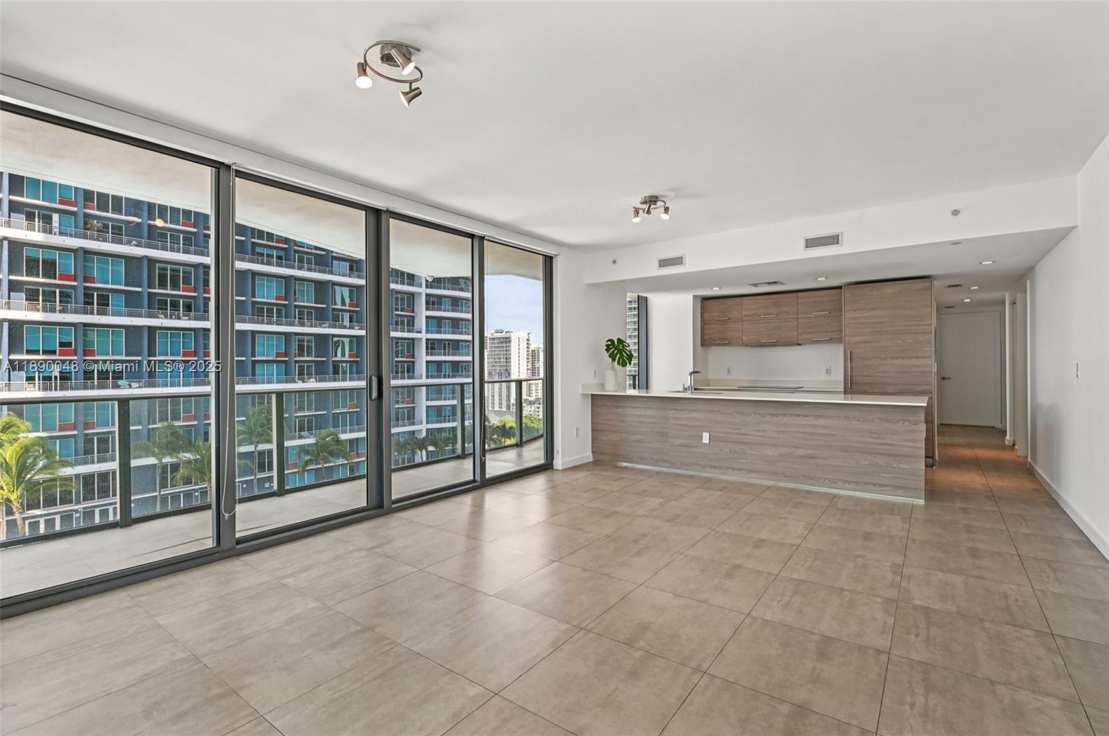 1300 S Miami Ave 1706