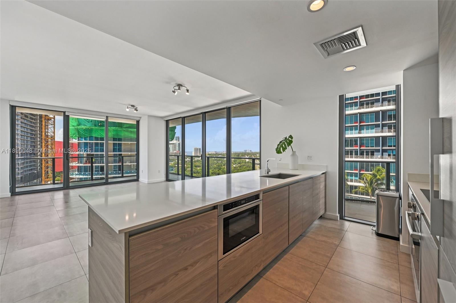 1300 S Miami Ave 1706