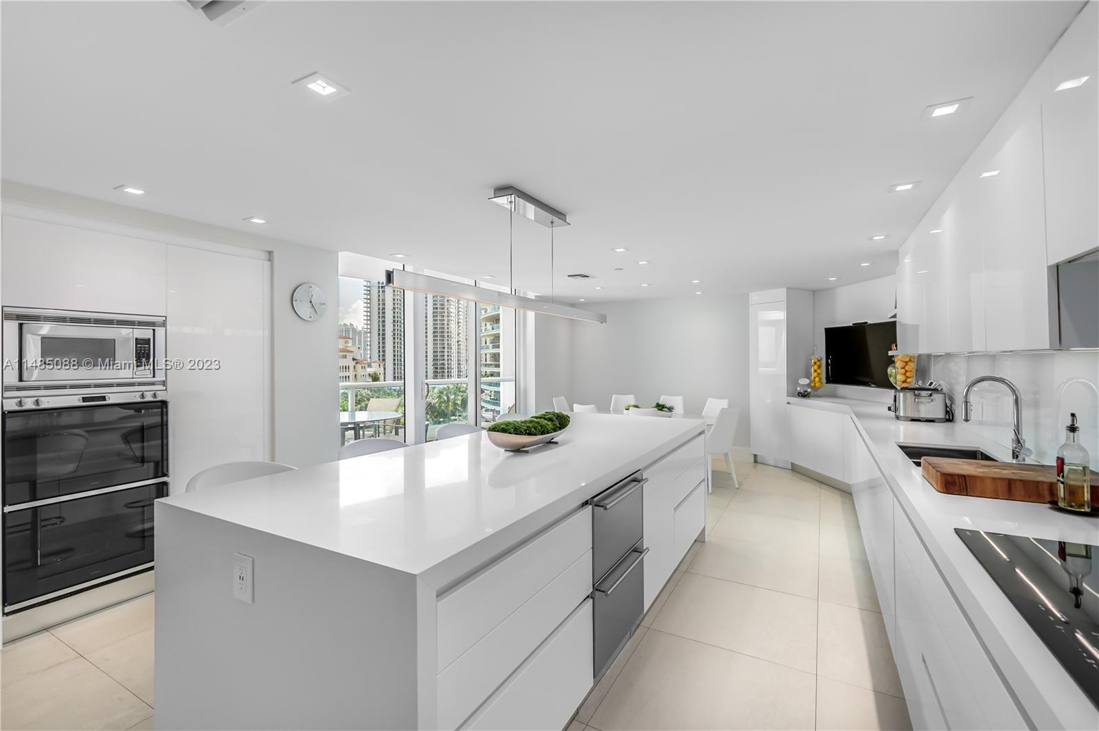 TOWERS OF PORTO VITA-NORT - Residential