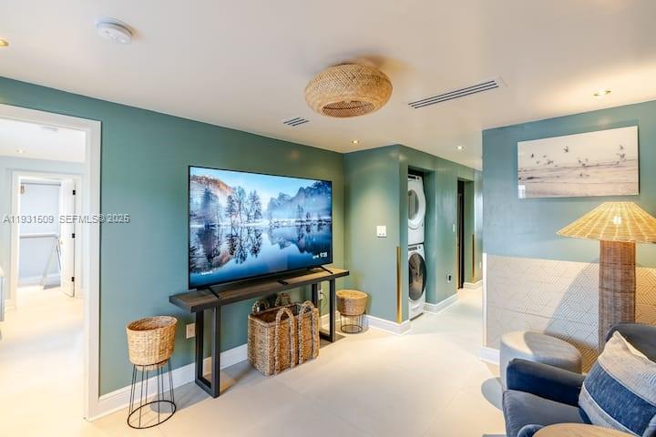 OCEAN BEACH ADDN NO 3 - Residential Income