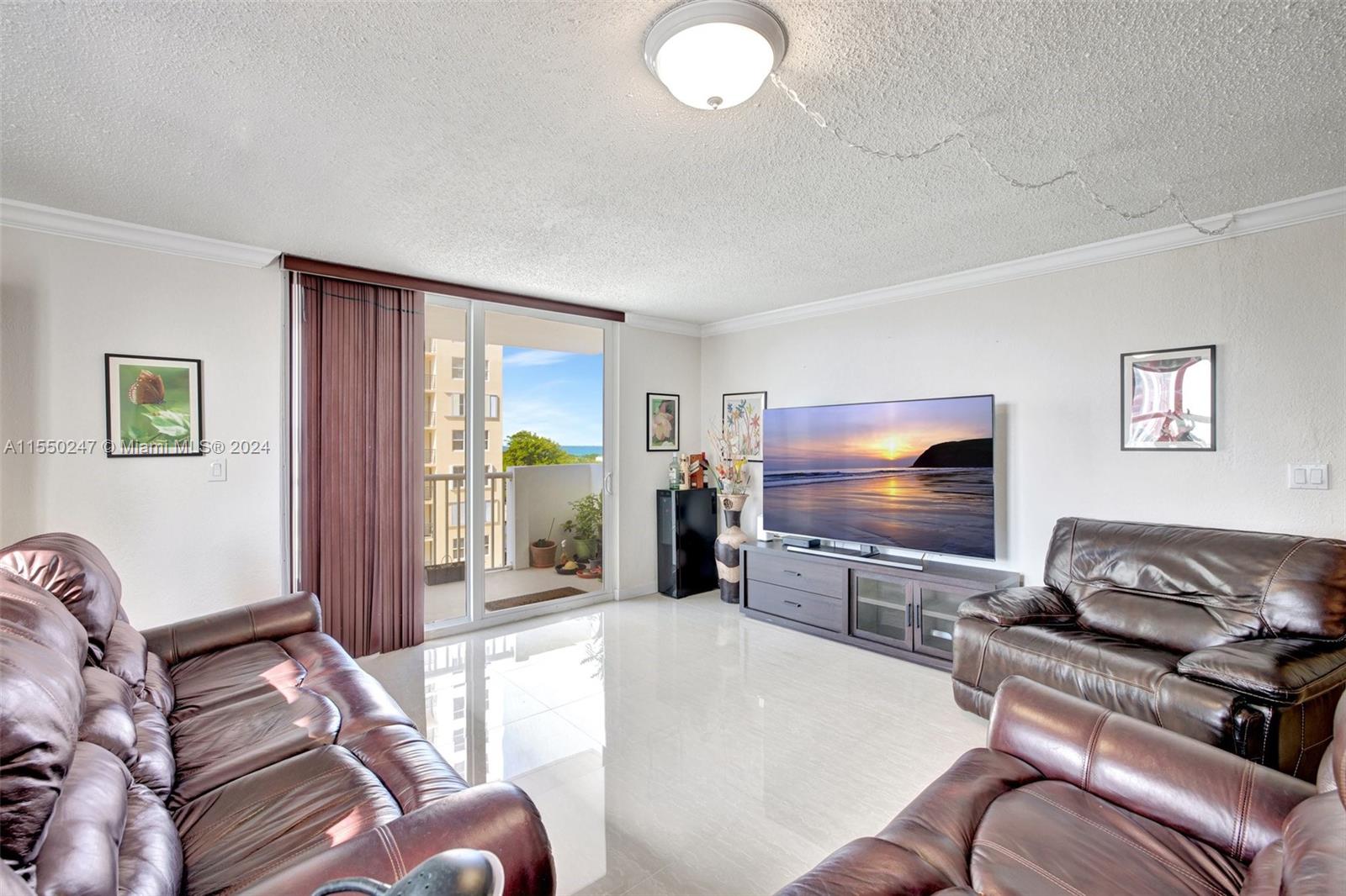 CAMBRIDGE TOWERS CONDO - Residential