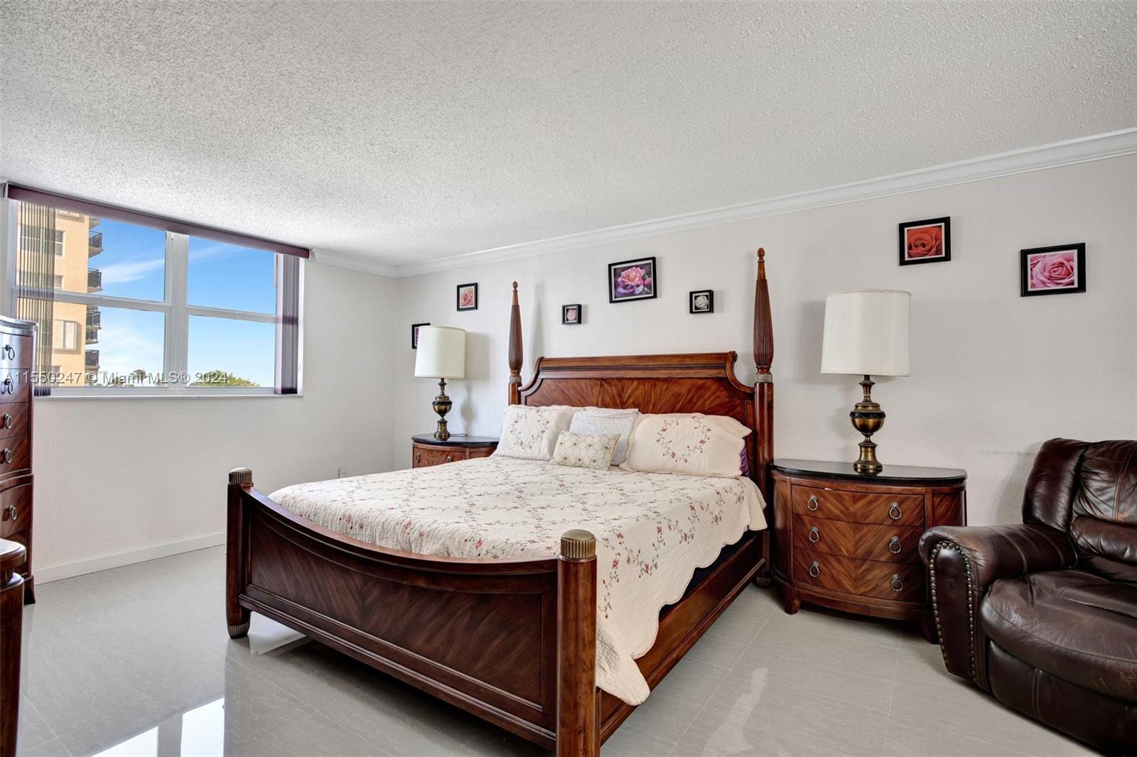 CAMBRIDGE TOWERS CONDO - Residential