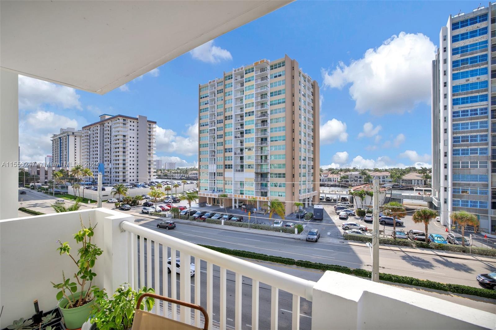 CAMBRIDGE TOWERS CONDO - Residential