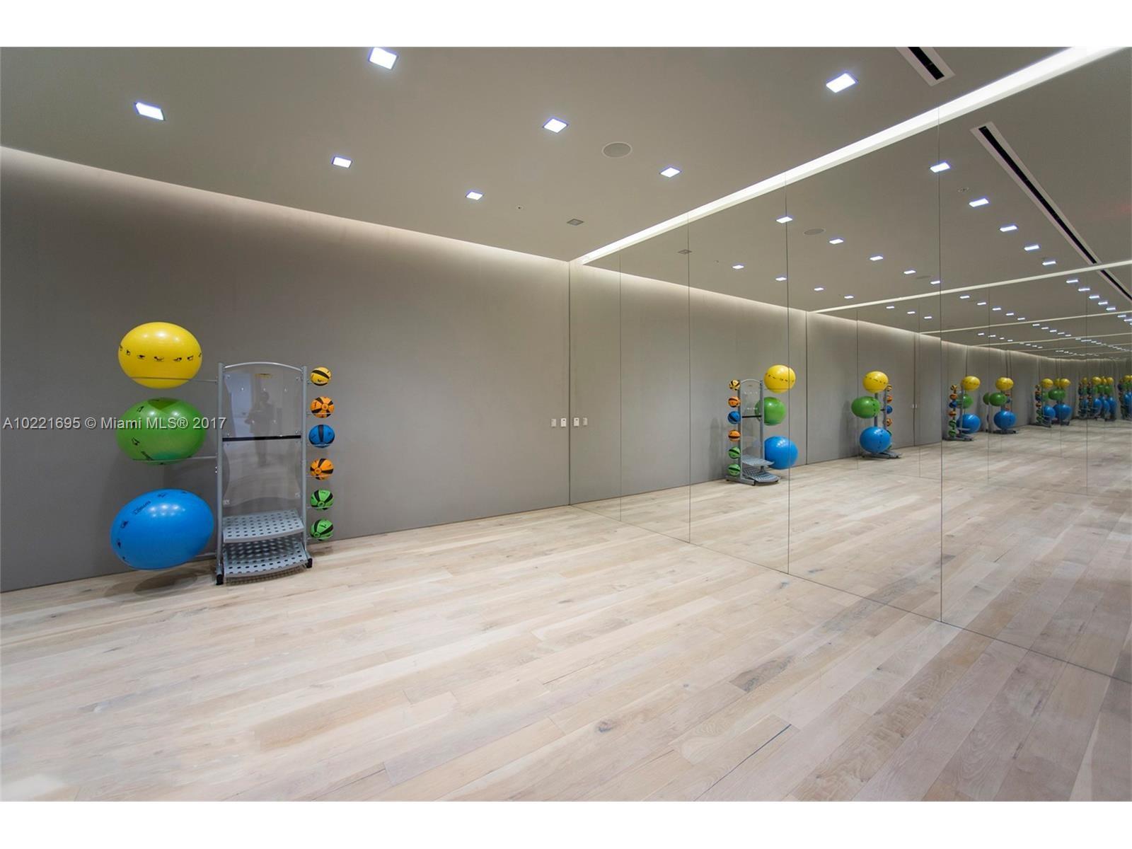 Reach Condo - Residential Lease