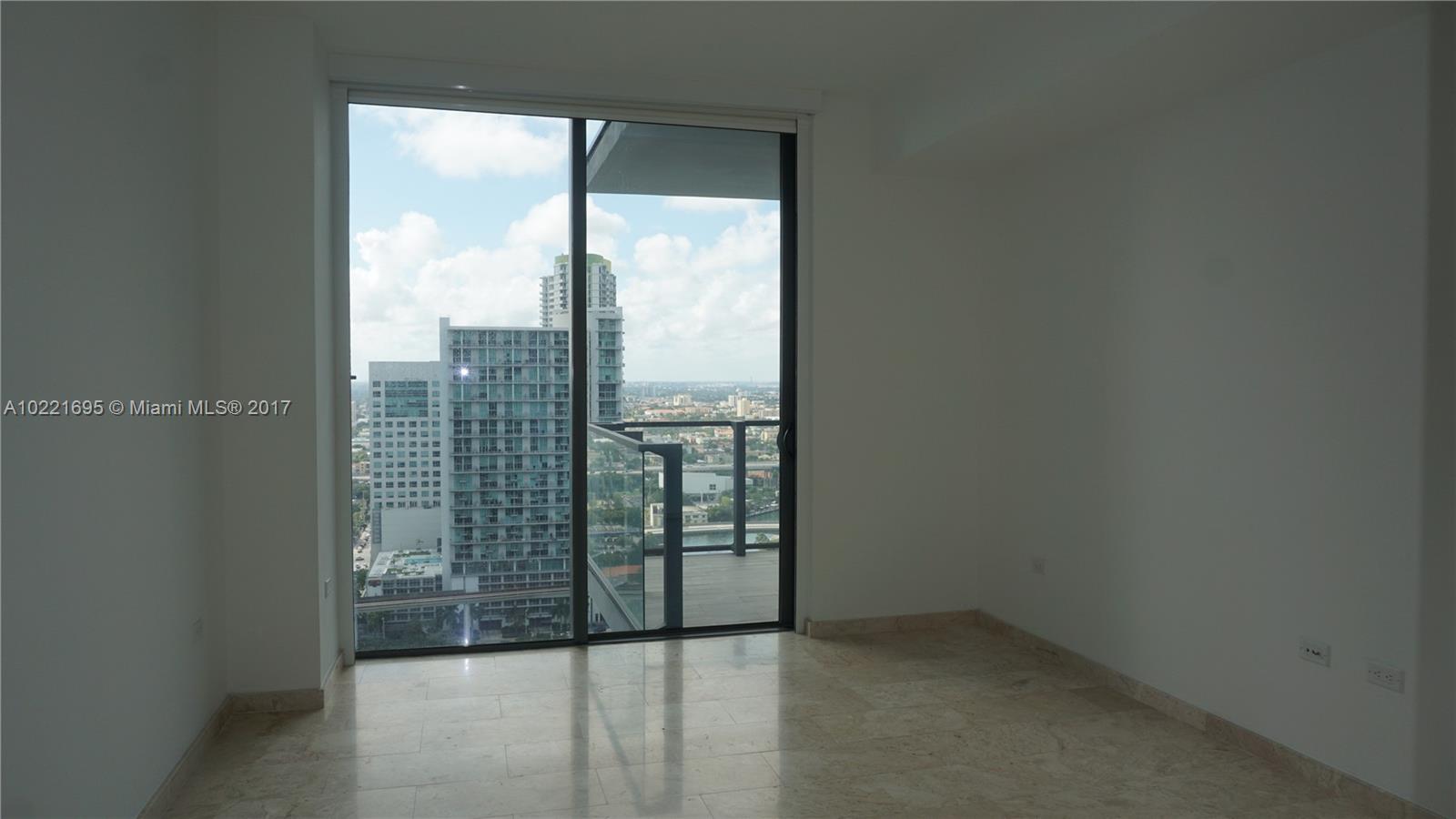 Reach Condo - Residential Lease